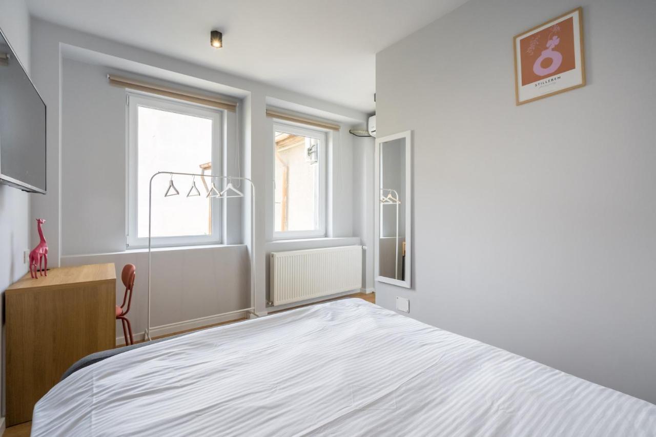 Cute Central Apartments In Villa Bukarest Kültér fotó